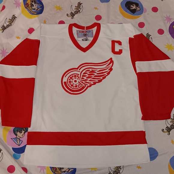 90s CCM Steve Yzerman Detroit Red Wings Hockey Maska Air Knit Jersey Vintage - Picture 1 of 10